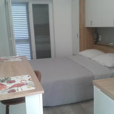 Antonio New Appartamento Zara